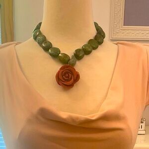 Elegant Green Stone necklace w/ceramic Red Rose. Handmade. Y2K vintage.$250 new